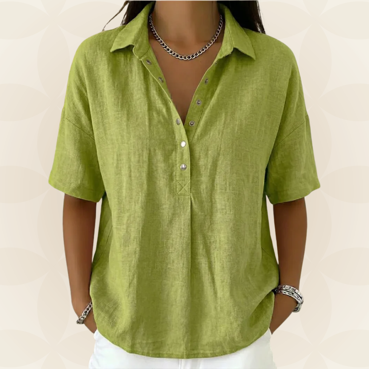 Sonja - Blouse with Collar and Button Detail