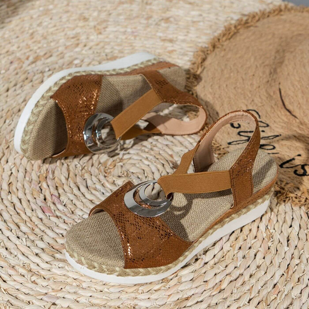 Diane | Support Sandals with Metal Accent