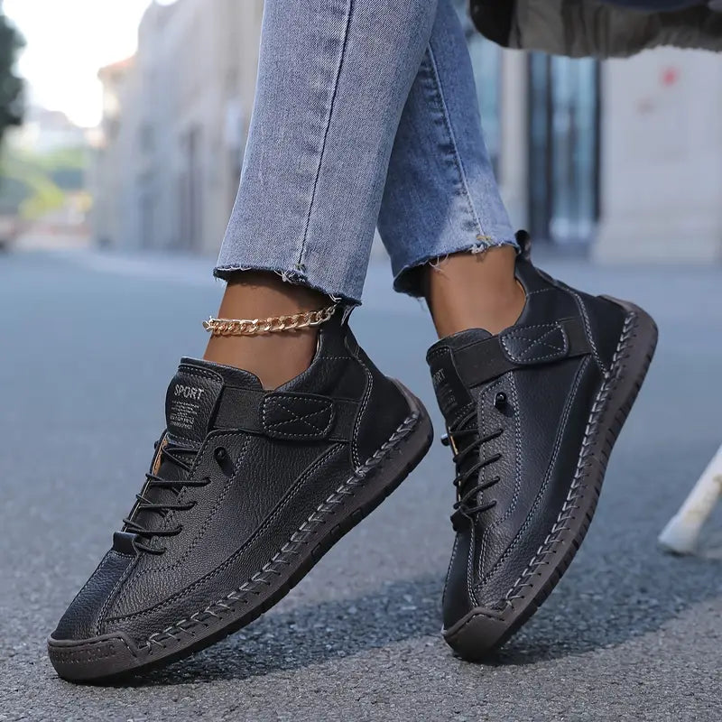 ARIA SNEAKERS