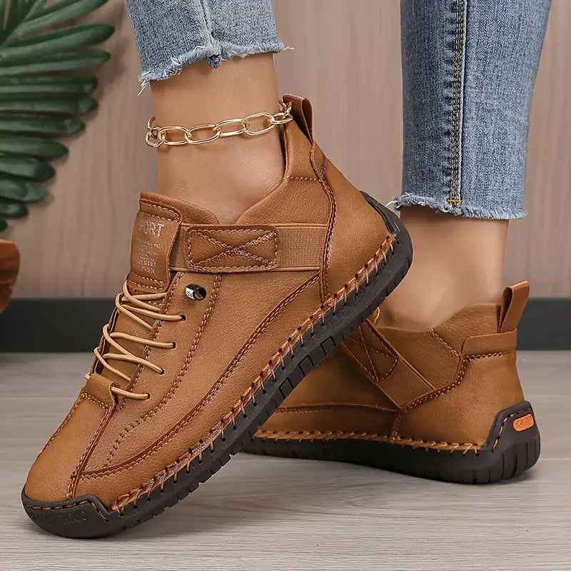 ARIA SNEAKERS