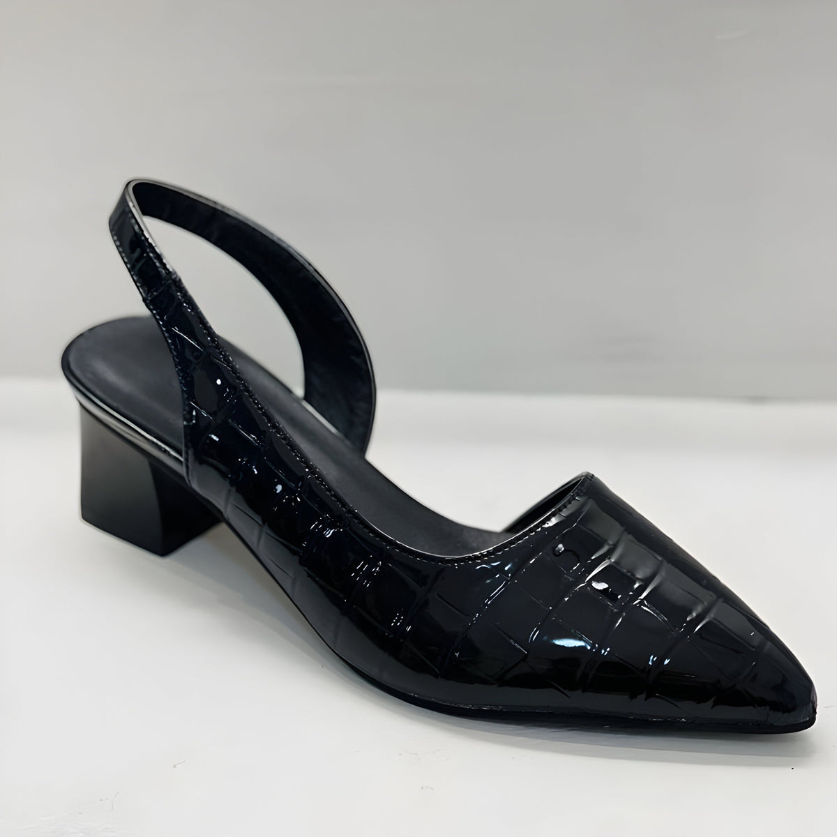 Wynn | Wide-Toe Heels