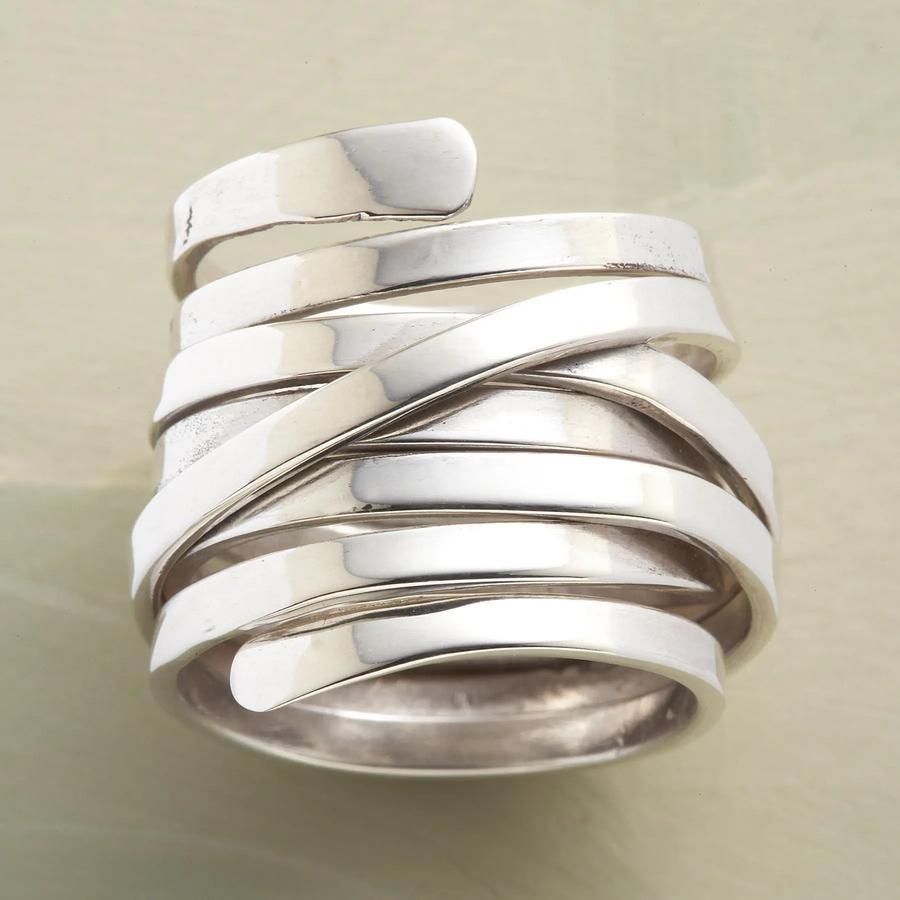MAEVE – VINTAGE SILVER RING