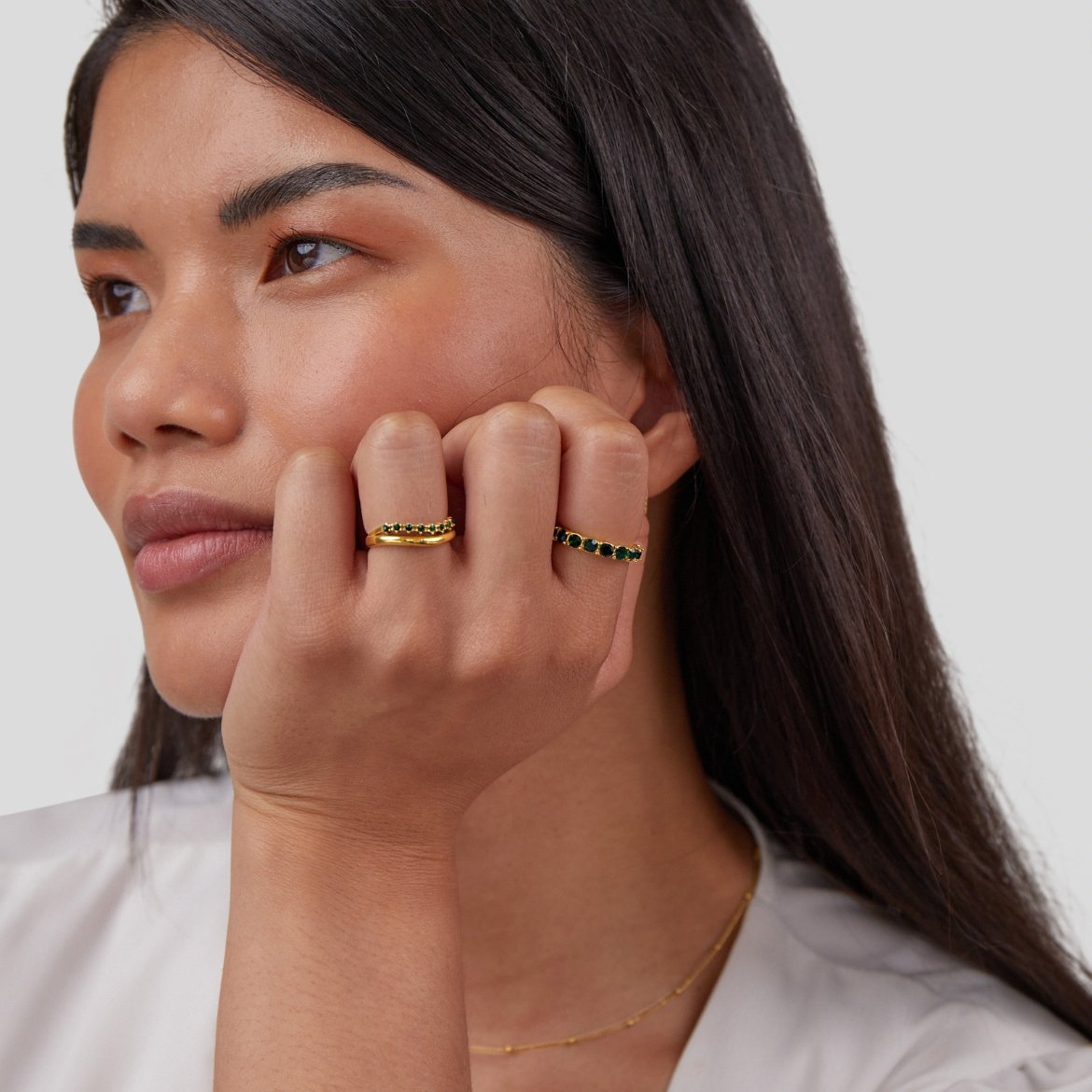 MARY – EMERALD GREEN RING