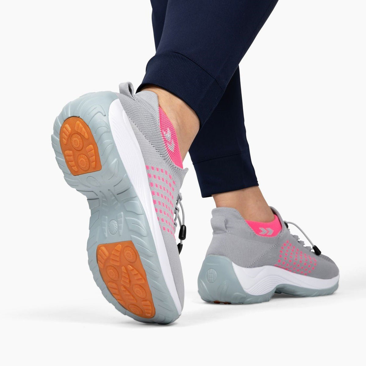 EMILY™ ORTHOPEDIC SNEAKERS WITH STRETCHABLE CUSHION 2025